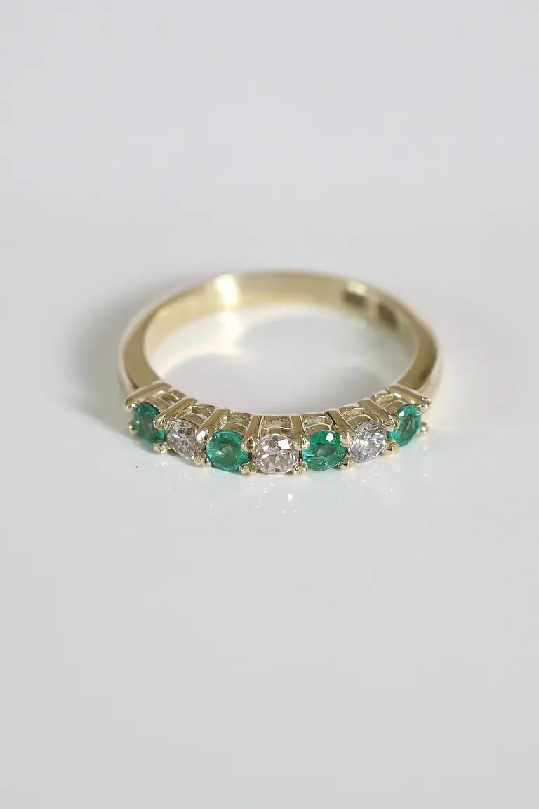 Crown Ring with Emeralds — photo 1